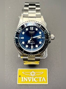 Invicta Pro Diver Currentwave Men's Watch - 43mm. Steel - 30807 NEW WITH BOX